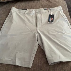 Vineyard Vines Breaker Short